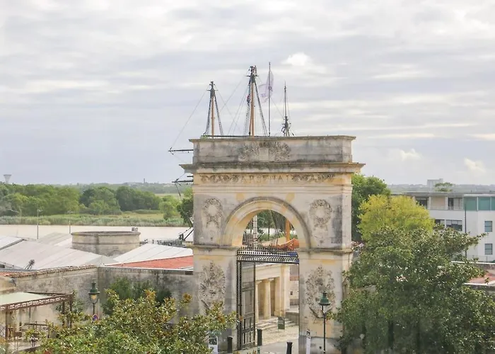 Apartamento Côté Cour - En Plein Centre-ville&proche Des Thermes Rochefort (Charente-Maritime)