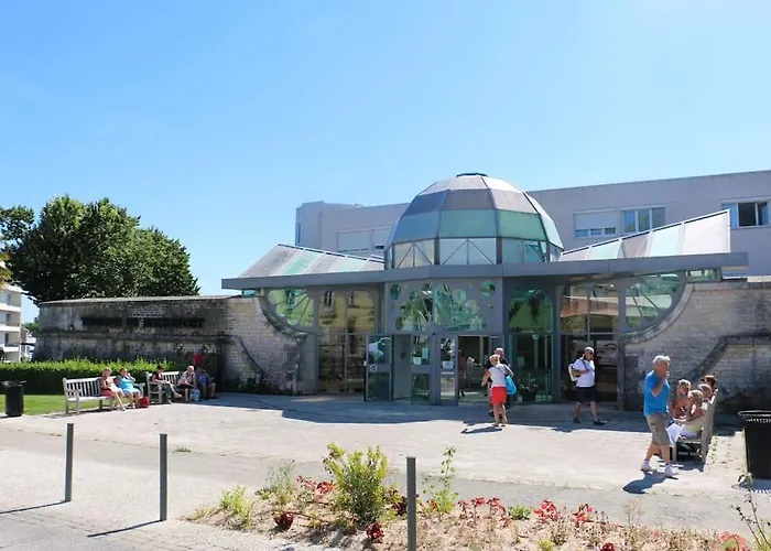 Côté Cour - En Plein Centre-ville&proche Des Thermes Apartamento