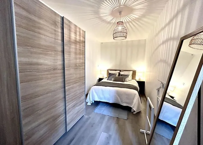 Côté Cour - En Plein Centre-ville&proche Des Thermes Apartamento Rochefort (Charente-Maritime)