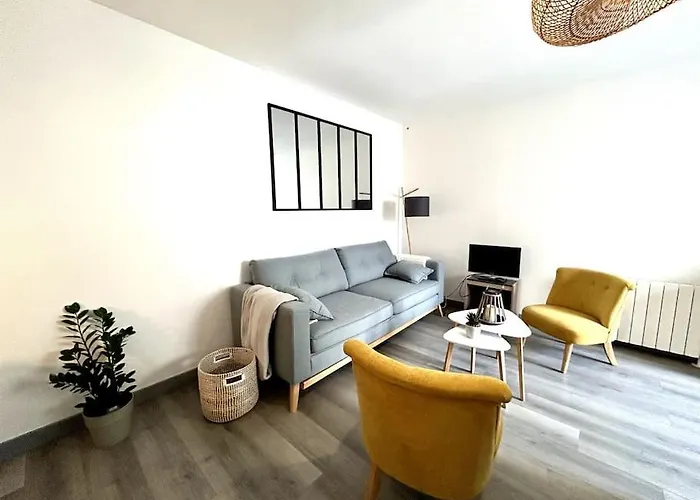 Apartamento Côté Cour - En Plein Centre-ville&proche Des Thermes *